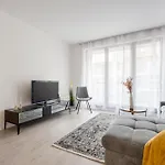 Dreamy Destiny Apartment