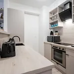 Dreamy Destiny Apartment